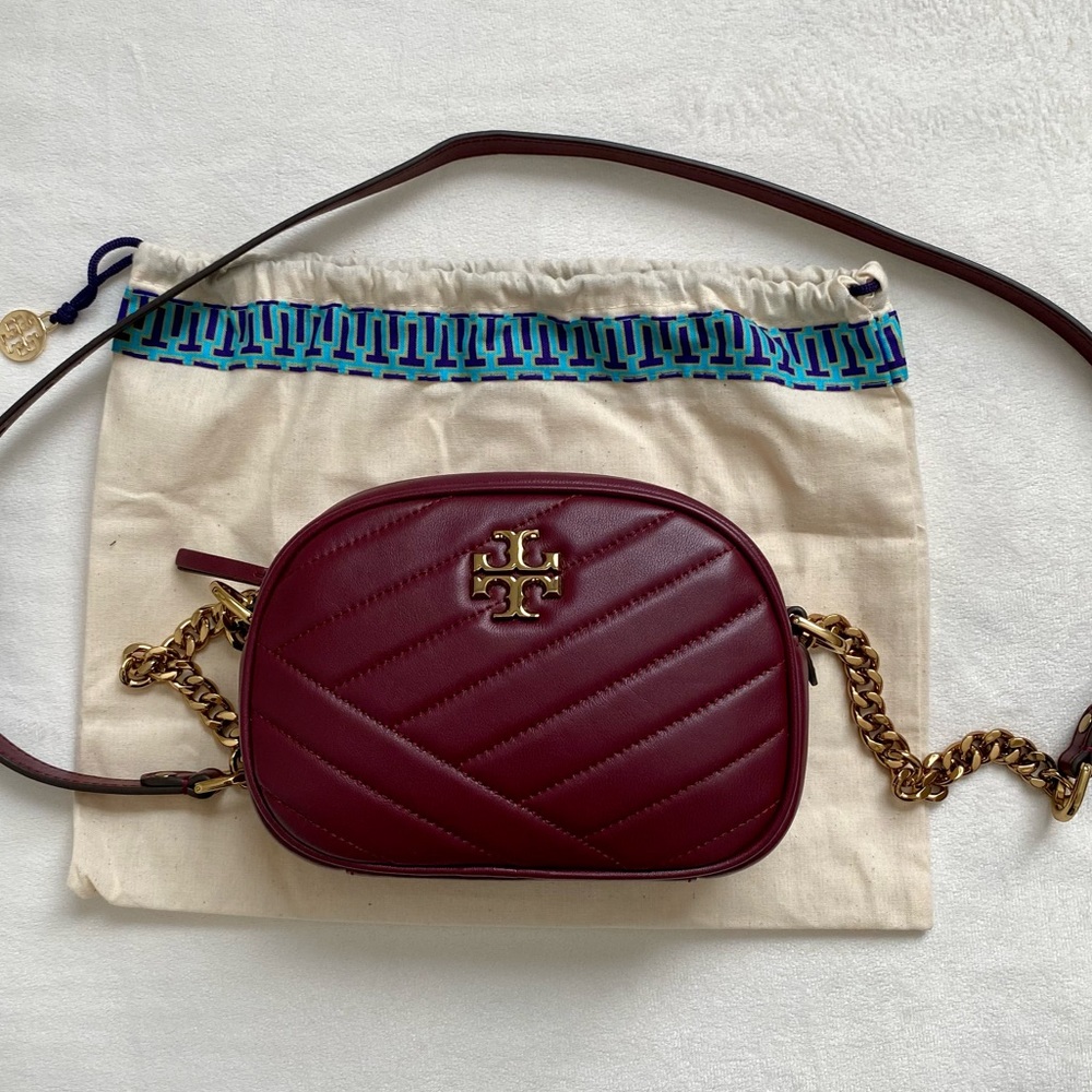 Tory Burch Kira Chevron Small Camera Bag